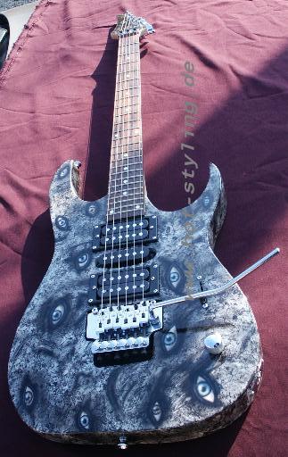 Gitarre Augen 03